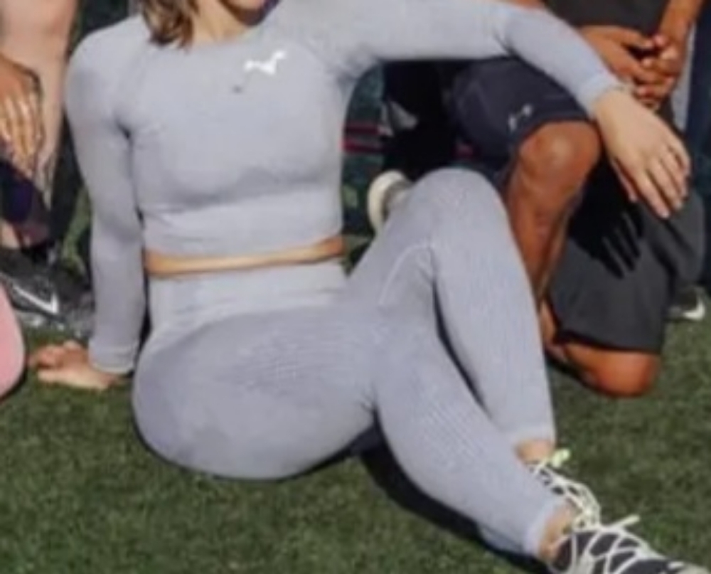Workout Athletic Wear Set Matching Leggings Cropped Shirt Gray Grey Women Small